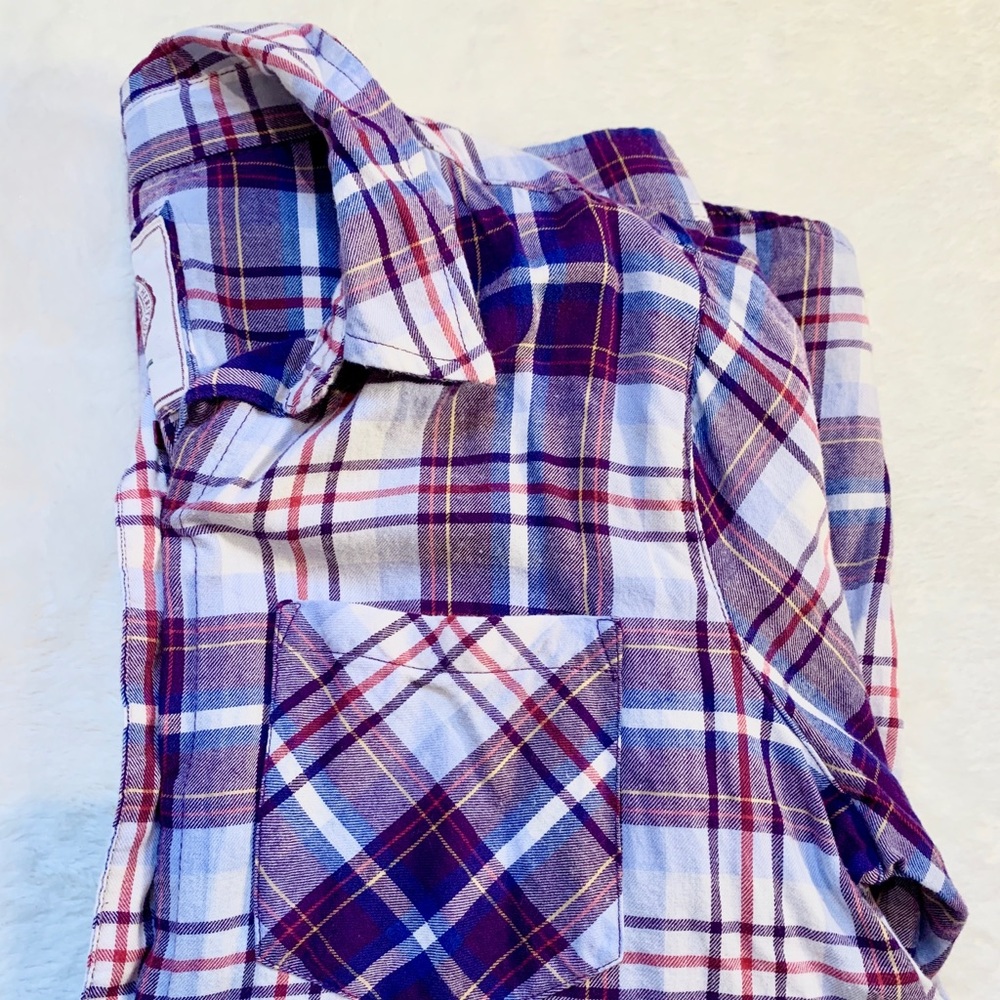 So Plaid Shirt Button Up
